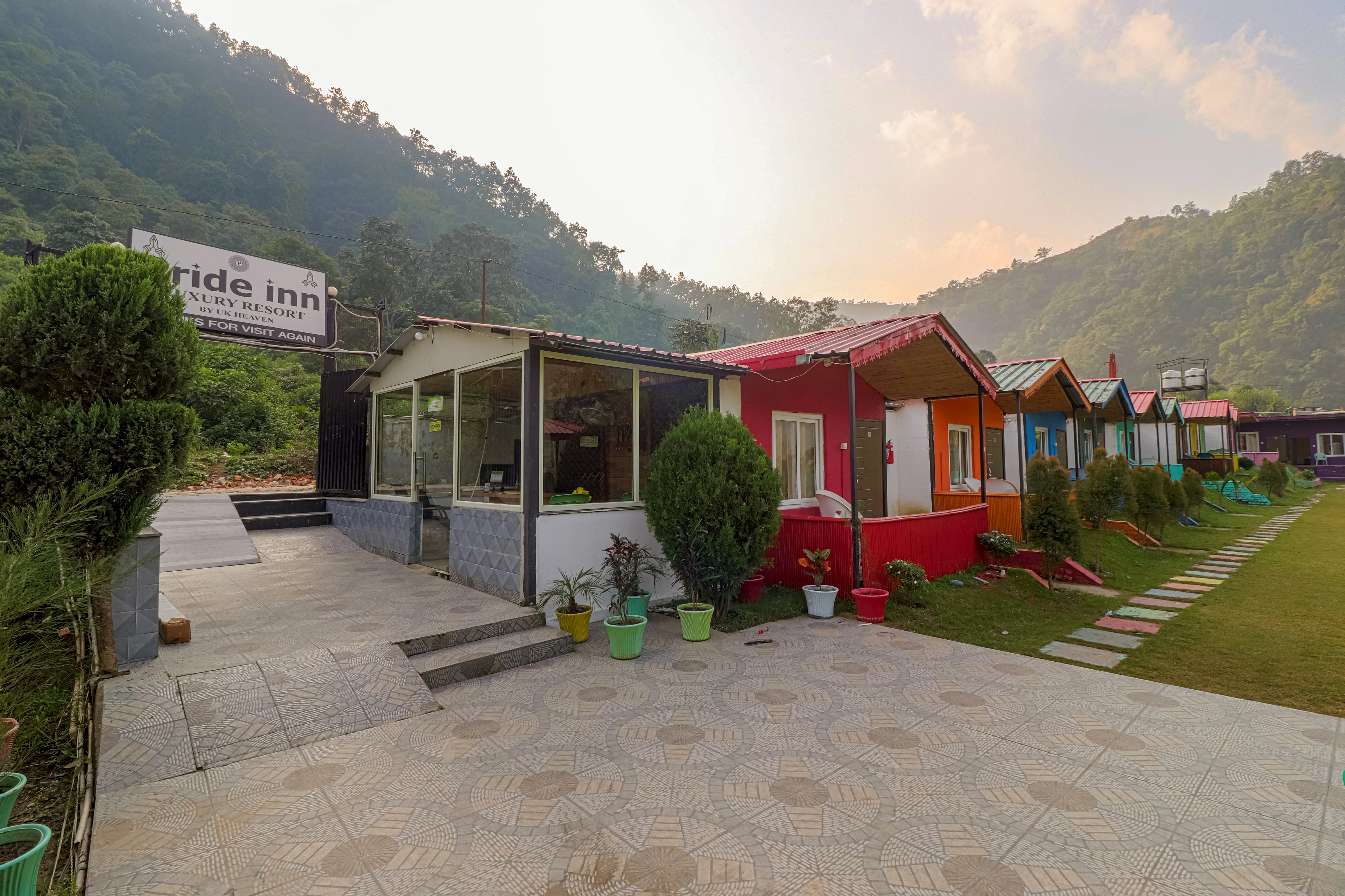 Good Resorts in Rishikesh | Best Place to Stay in Rishikesh |
Pride Inn Luxury Resort