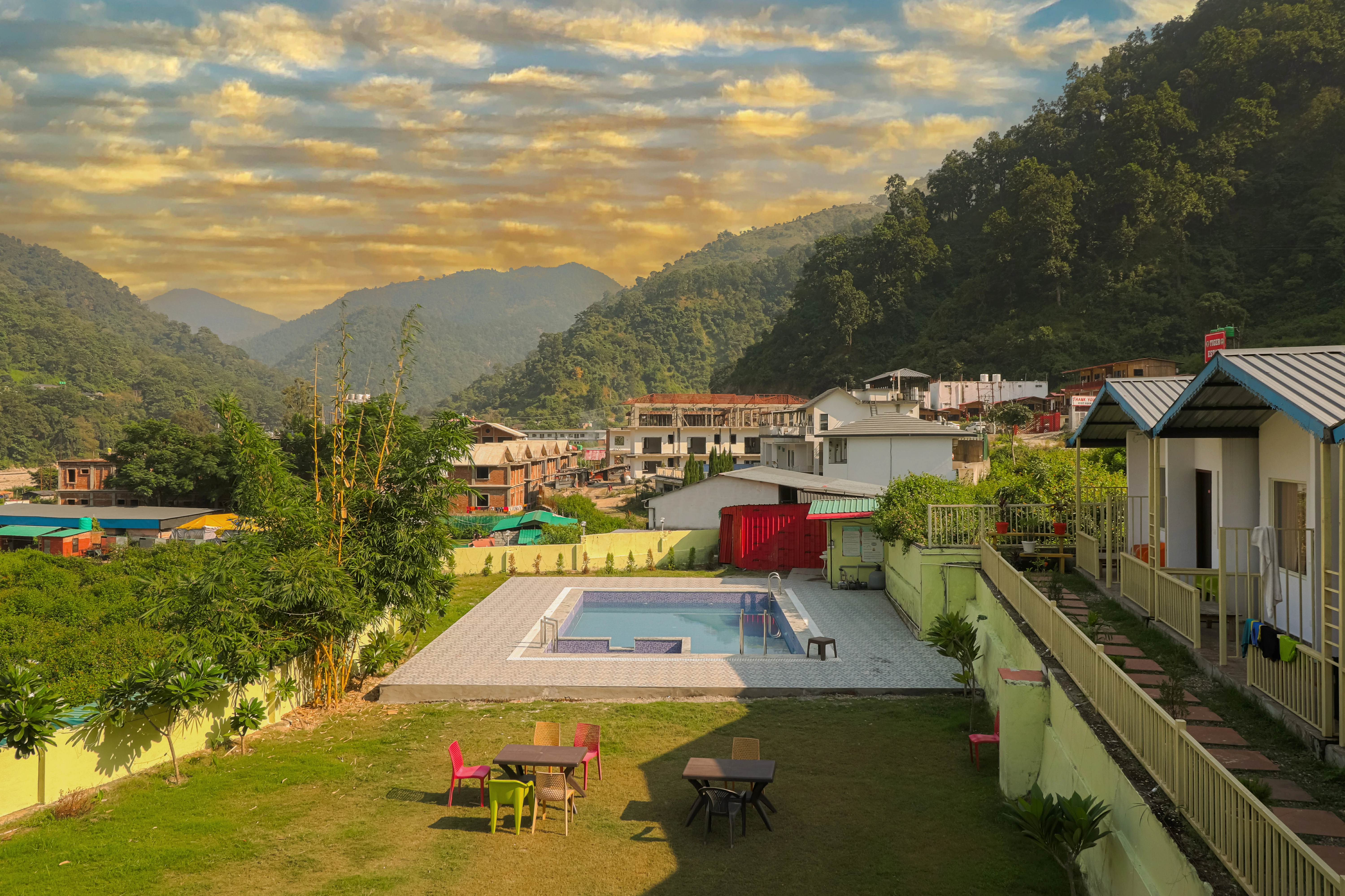 Good Resorts in Rishikesh | Best Place to Stay in Rishikesh |
Pride Inn Luxury Resort